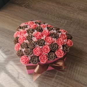 Бокс Сердце с шоколадными розами 45шт