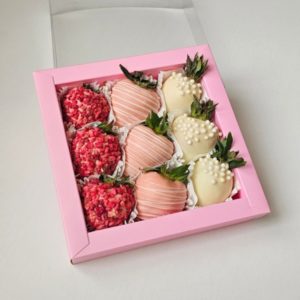 Клубника в белом шоколаде, 9 штук
